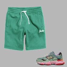 Load image into Gallery viewer, GEEKS Short to match New Balance 9060 Warped sneakers