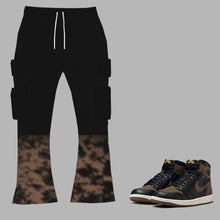 Load image into Gallery viewer, GEEKS Stacked Cargo Joggers to match Retro Jordan 1 Palomino sneakers
